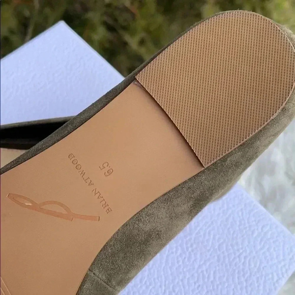 Brian Atwood Olive Gold Toe Flats - Picture 7 of 7